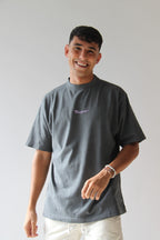 Camiseta Timeless, moda consciente y urbana, diseñada con materiales ecológicos y un estilo único para un outfit casual