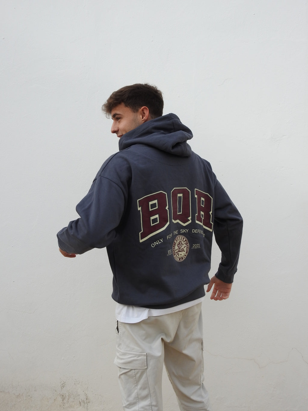 Sudadera Buquer, diseño moderno y exclusivo, ropa de marca con estilo urbano ideal para un look único y casual