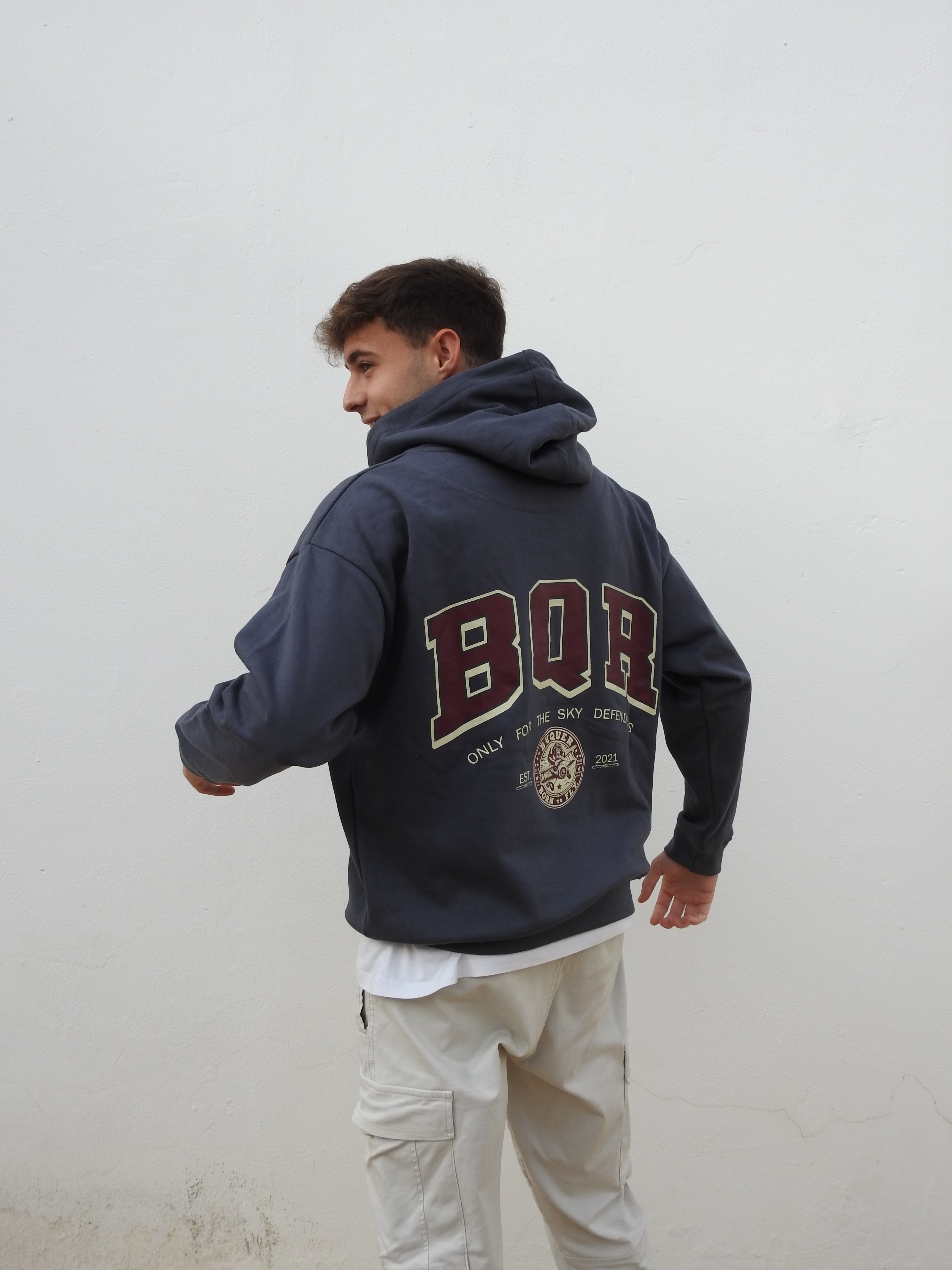 Sudadera Buquer, diseño moderno y exclusivo, ropa de marca con estilo urbano ideal para un look único y casual