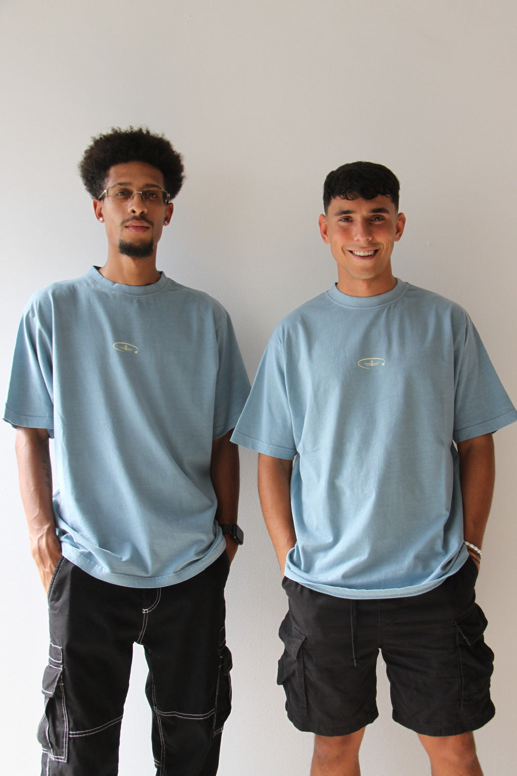 Camiseta Buquer, moda consciente y exclusiva, estilo urbano único con un diseño original y materiales sostenibles para un look auténtico