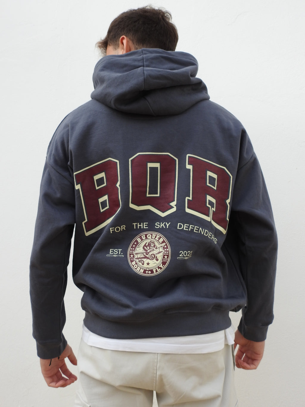 Sudadera Buquer, moda ética y urbana, diseño original ideal para un look moderno y ropa de calidad premium