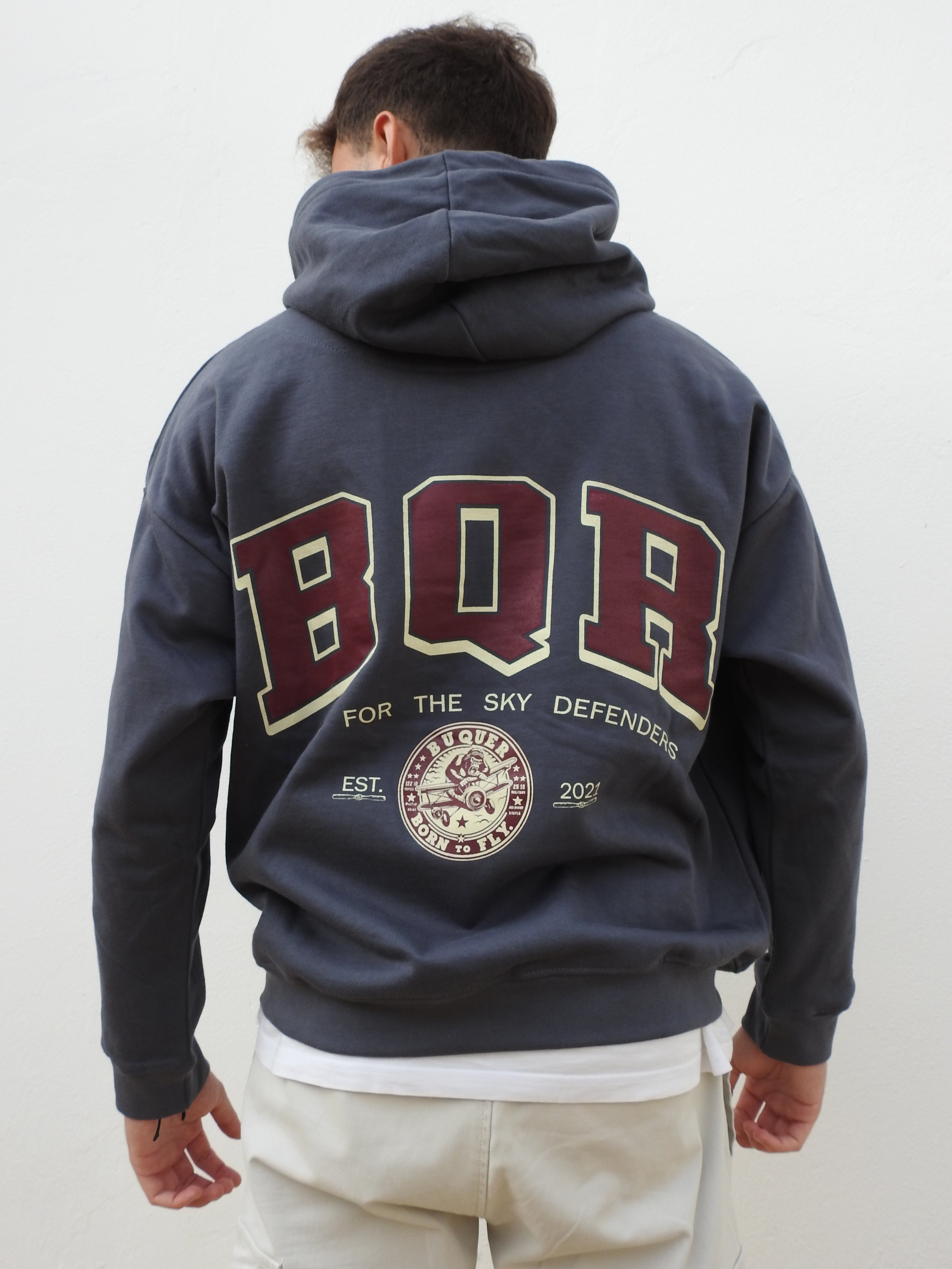 Sudadera Buquer, moda ética y urbana, diseño original ideal para un look moderno y ropa de calidad premium