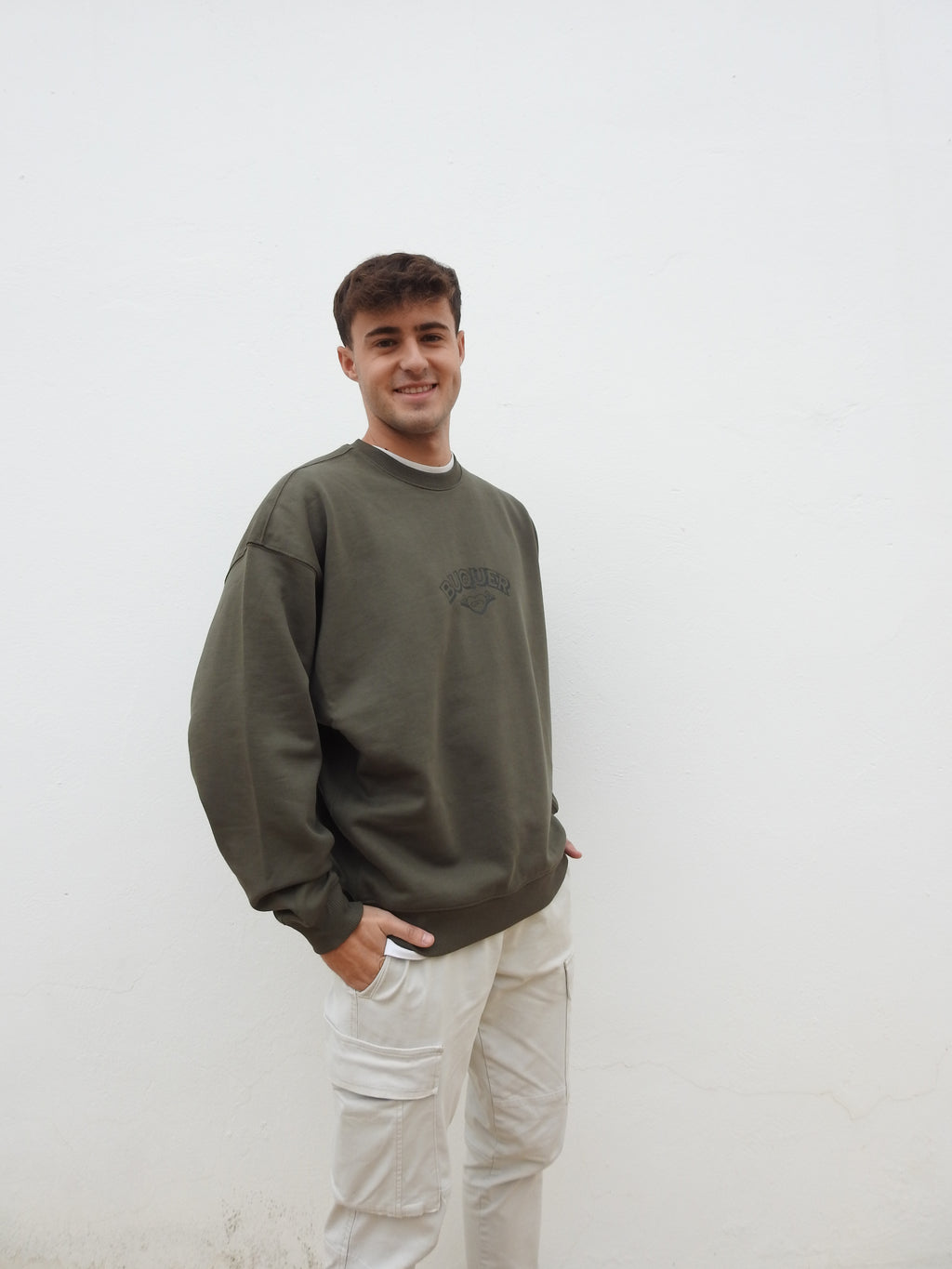 Sudadera Buquer, diseño exclusivo de edición limitada, ropa moderna ideal para quienes buscan un estilo urbano único